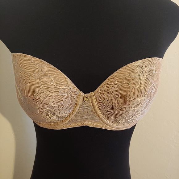 SOLD Natori Calais convertible strapless bra - Picture 6 of 8